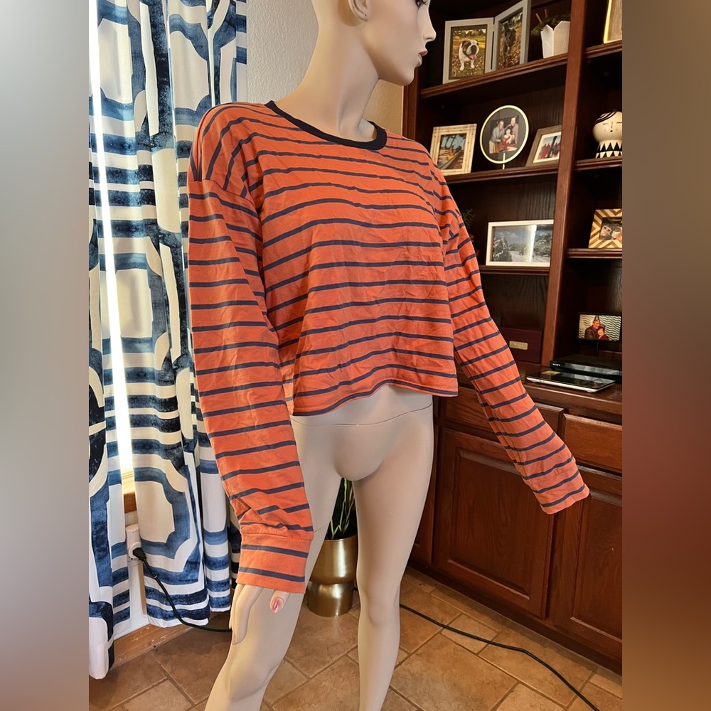 Code x Mode Orange/Blue Stripe Long Sleeve Crop Top Size XL